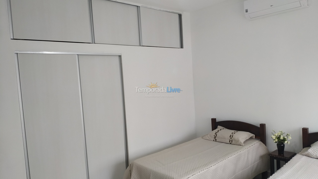 Apartamento para alquiler de vacaciones em Guarujá (Pitangueiras)