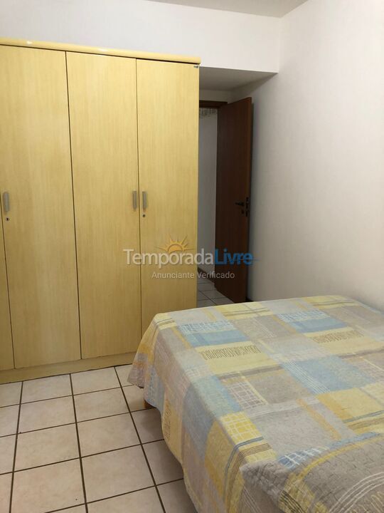 Apartamento para aluguel de temporada em Guarapari (Praia do Morro)