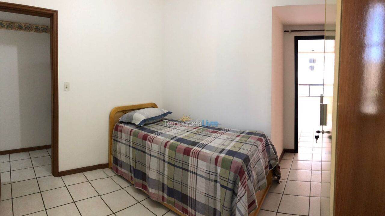 Apartamento para aluguel de temporada em Guarapari (Praia do Morro)