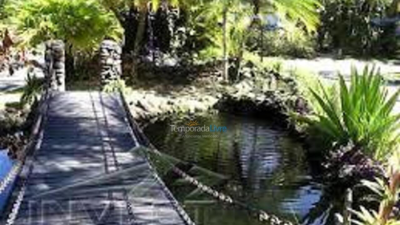 Apartamento para aluguel de temporada em Ubatuba (Praia das Toninhas)