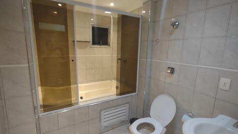 We have AP for Lease in Guarujá.