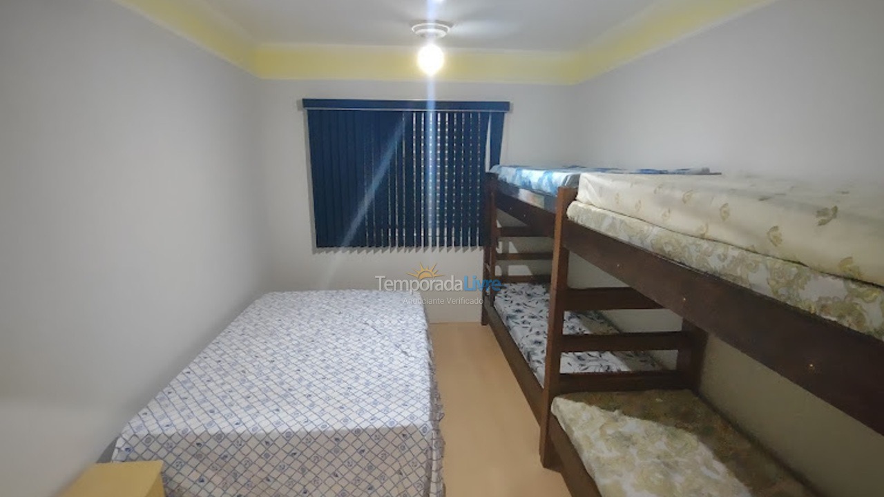 Apartment for vacation rental in Guarujá (Enseada)