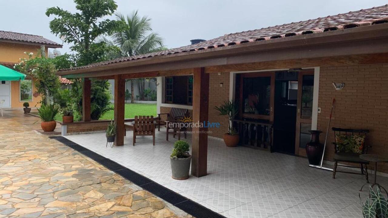 Casa para alquiler de vacaciones em Ubatuba (Pereque Mirim)