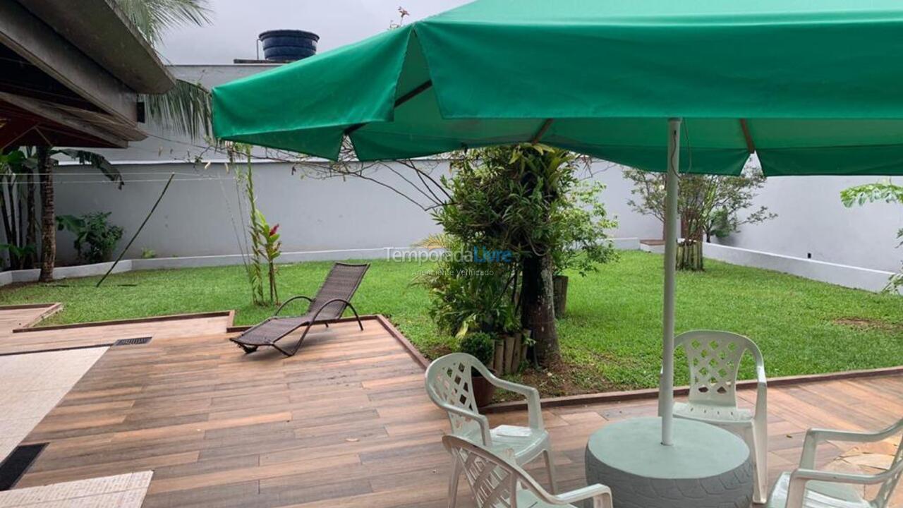 Casa para alquiler de vacaciones em Ubatuba (Pereque Mirim)