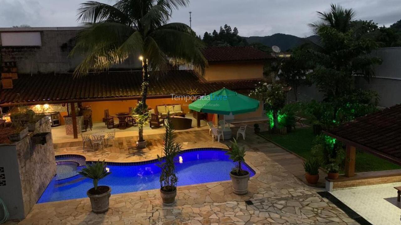 Casa para alquiler de vacaciones em Ubatuba (Pereque Mirim)