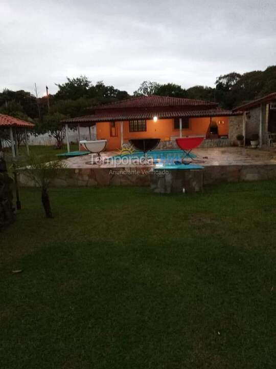 Granja para alquiler de vacaciones em Atibaia (Vitoria Regia)