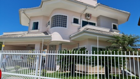 CASA GRANDE PRAIA DOS INGLESES para Temporada