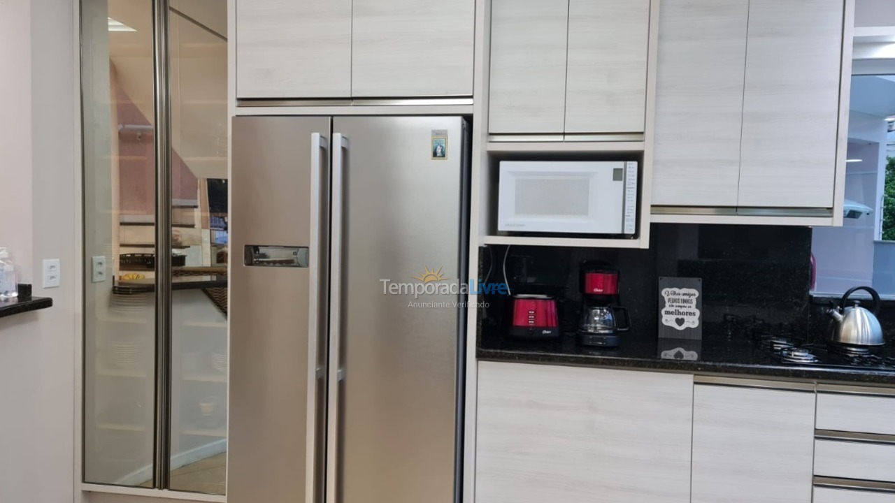 Casa para aluguel de temporada em Florianopolis (Praia dos Ingleses)