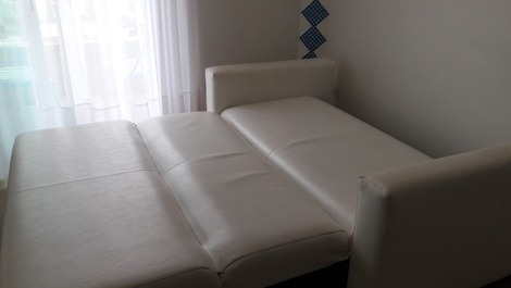 Sofa cama aberto