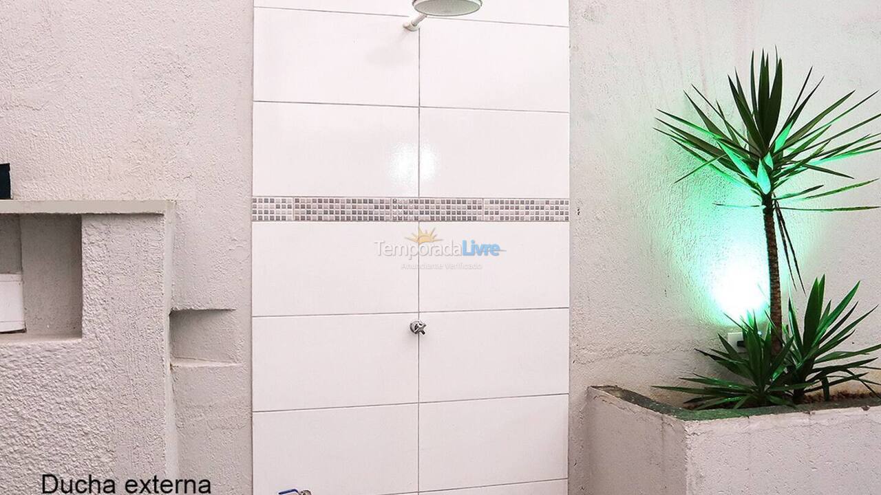 Casa para aluguel de temporada em Ubatuba (Enseada)