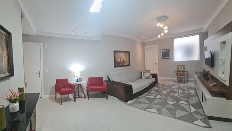 BEAUTIFUL APARTMENT ON PRAIA DOS INGLESES