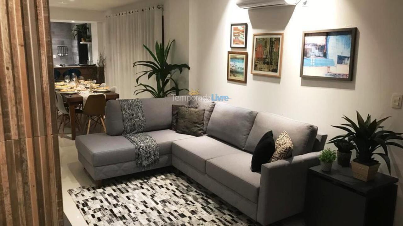 Apartamento para aluguel de temporada em Itapema (Meia Praia)