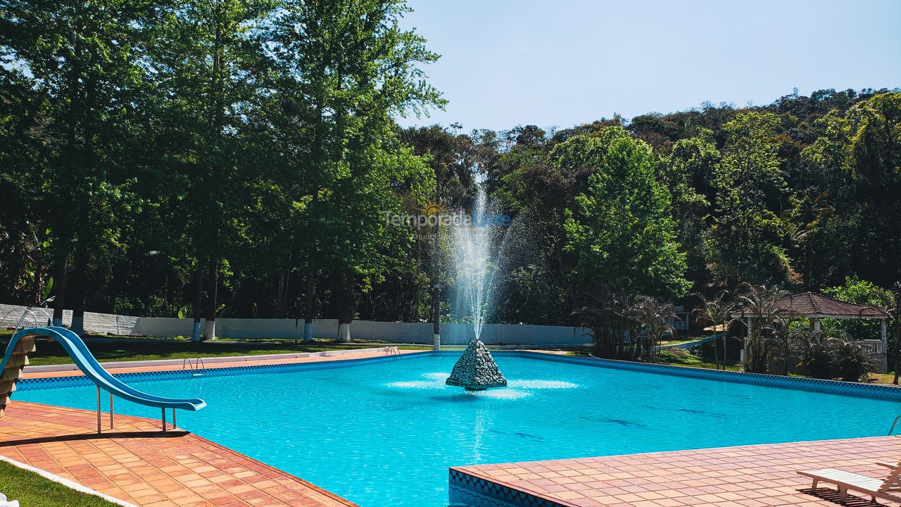 Granja para alquiler de vacaciones em São Lourenço da Serra (O Paraíso A 65 Km de Sp Festa E Temporada Acomodações Par)