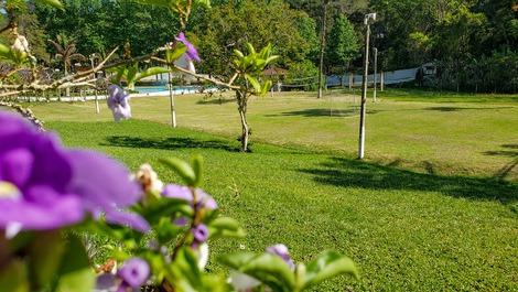 PISCINA SEMI OLÍMPICA- CAMINO DE 400 MTS ALQUILAMOS POR NOCHE 90 PERSONAS...