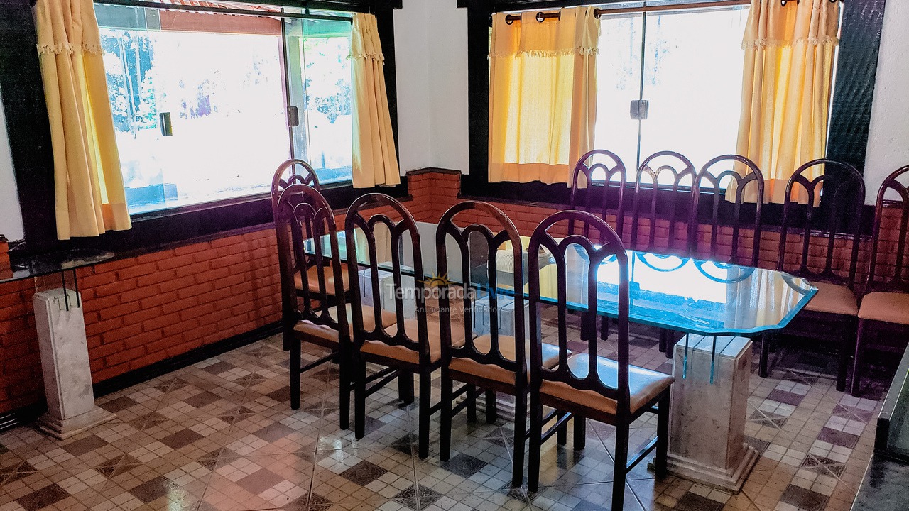 Granja para alquiler de vacaciones em São Lourenço da Serra (O Paraíso A 65 Km de Sp Festa E Temporada Acomodações Par)