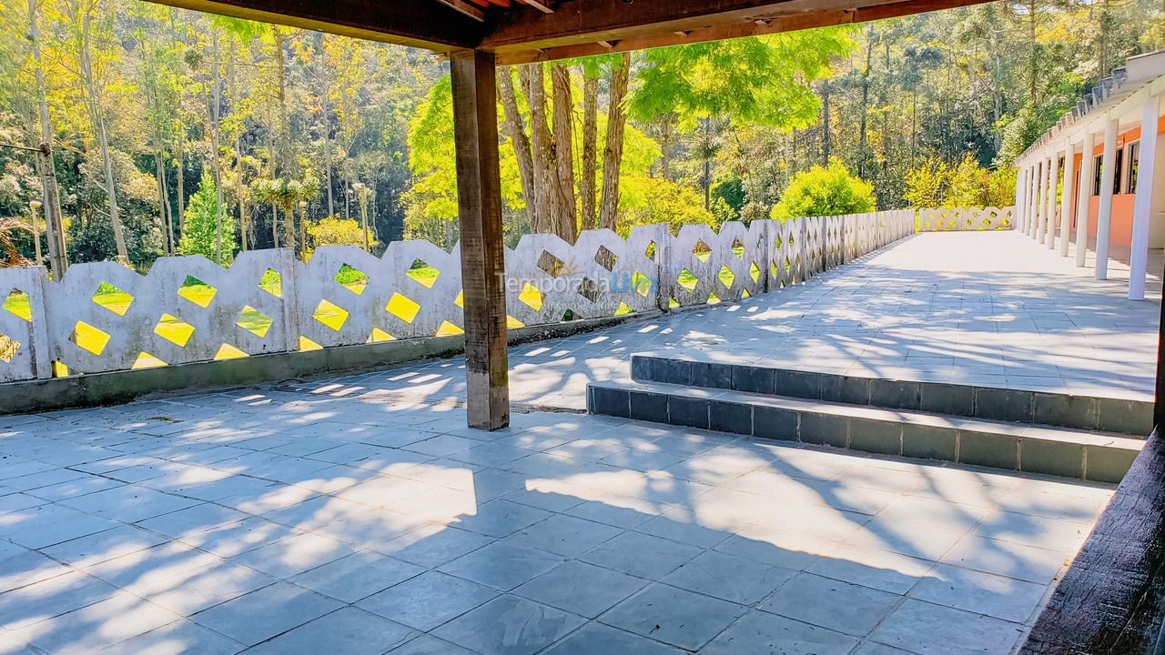 Granja para alquiler de vacaciones em São Lourenço da Serra (O Paraíso A 65 Km de Sp Festa E Temporada Acomodações Par)