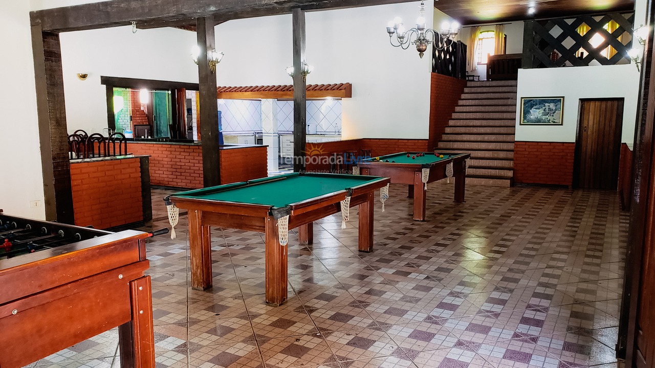 Granja para alquiler de vacaciones em São Lourenço da Serra (O Paraíso A 65 Km de Sp Festa E Temporada Acomodações Par)