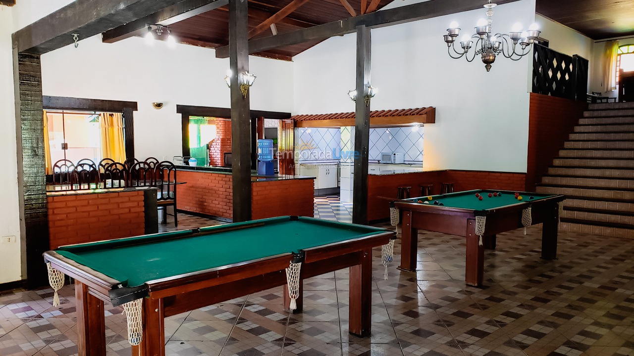 Granja para alquiler de vacaciones em São Lourenço da Serra (O Paraíso A 65 Km de Sp Festa E Temporada Acomodações Par)