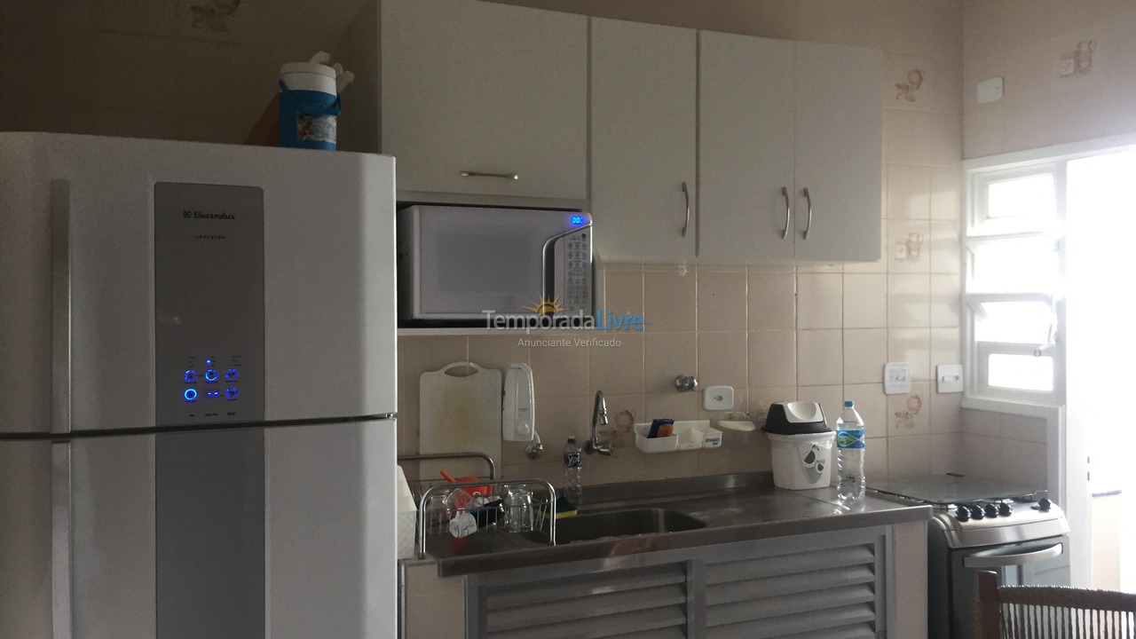 Apartamento para aluguel de temporada em Guarujá (Pitangueiras)