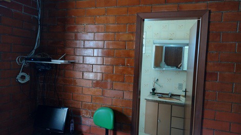 Tu casa en la costa con piscina y cerca de la playa. Ven a disfrutar.