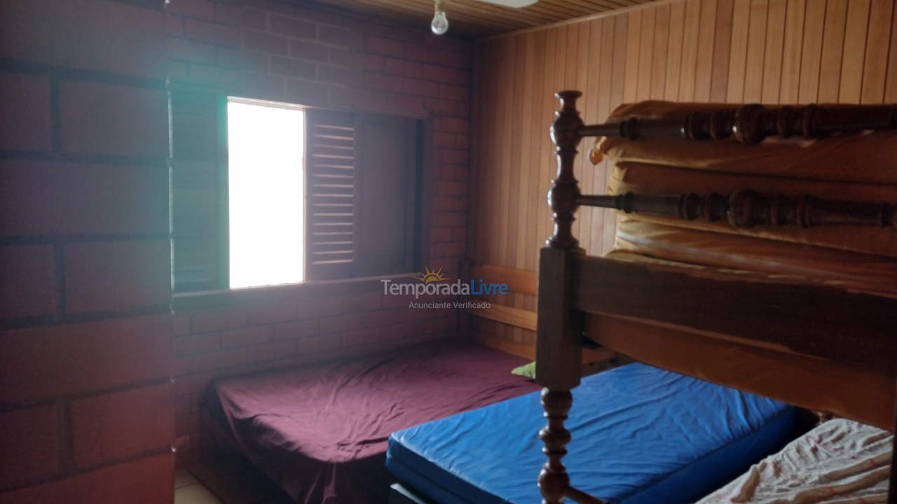 Casa para alquiler de vacaciones em Guarujá (Enseada)