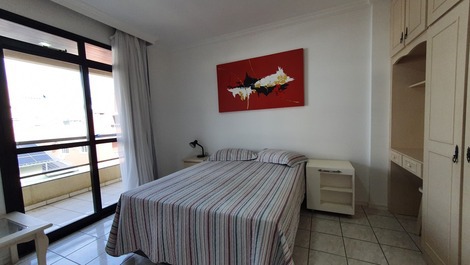 Apartamento com vista para o mar. Ótima localização!