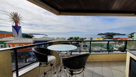 Apartamento com vista para o mar. Ótima localização!