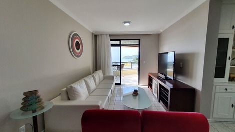 Apartamento com vista para o mar. Ótima localização!