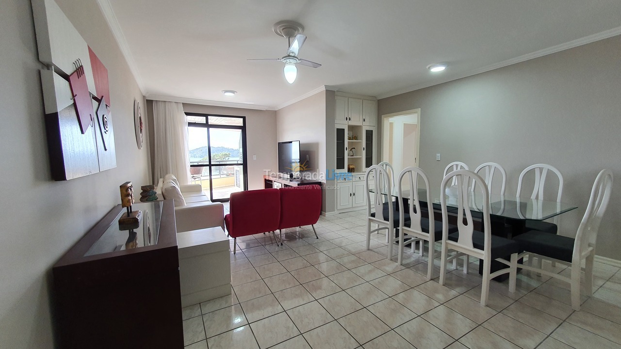 Apartamento para aluguel de temporada em Bombinhas (Praia de Bombinhas)