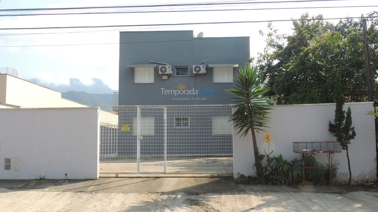 Apartment for vacation rental in Ubatuba (Maranduba)