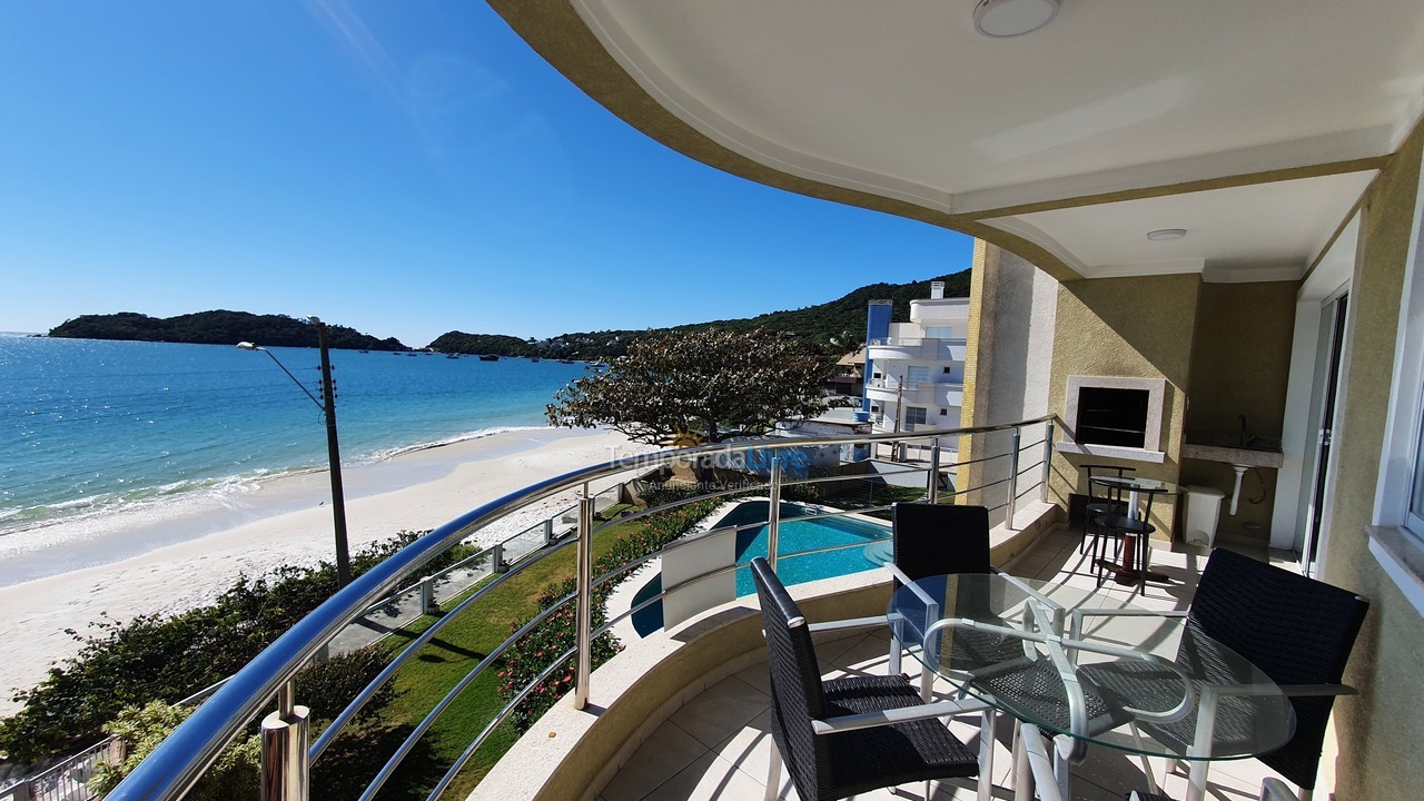 Apartment for vacation rental in Bombinhas (Praia de Bombinhas)