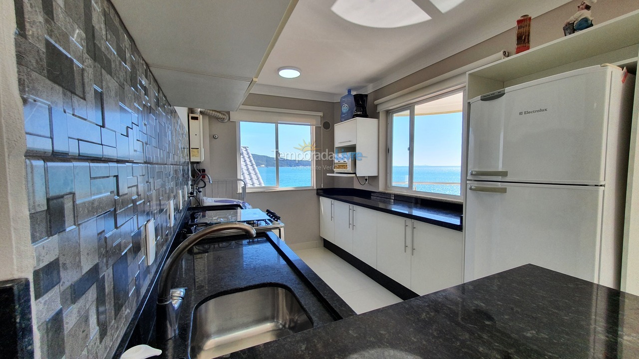 Apartment for vacation rental in Bombinhas (Praia de Bombinhas)