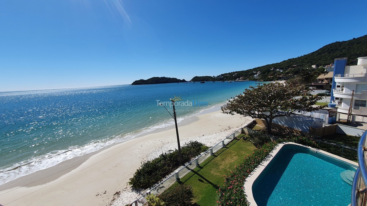 Apartment for vacation rental in Bombinhas (Praia de Bombinhas)