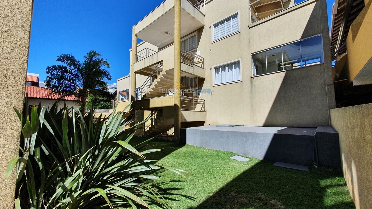 Apartment for vacation rental in Bombinhas (Praia de Bombinhas)