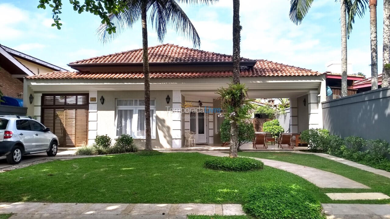 Casa para aluguel de temporada em Ubatuba (Praia do Lázaro)