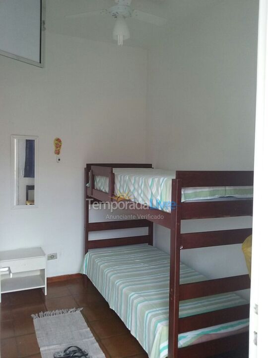 Apartamento para aluguel de temporada em Guarujá (Enseada)