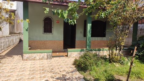 CASA A 5 MIN PRAIA DO PEREQUÊ AÇU UBATUBA 8 PESSOAS 2 QUARTOS