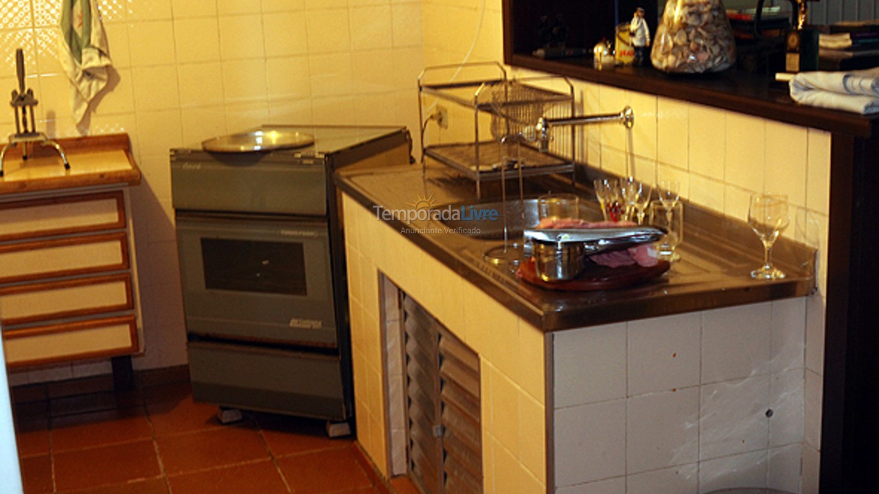 Casa para aluguel de temporada em São Sebastião (Barra do Una)