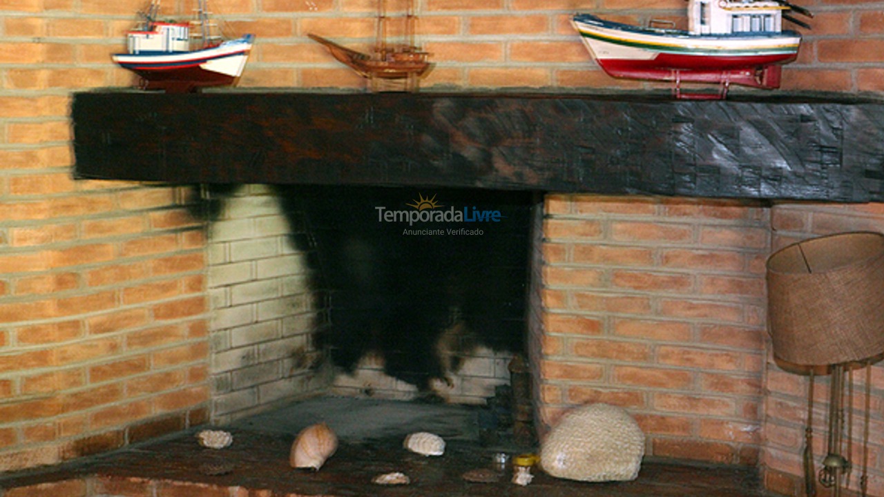 Casa para aluguel de temporada em São Sebastião (Barra do Una)