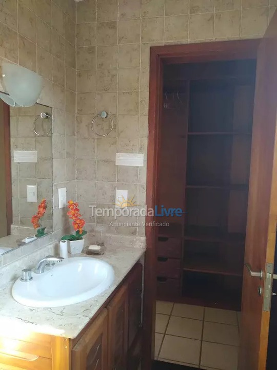 Apartamento para alquiler de vacaciones em Cabo Frio (Praia do Forte)