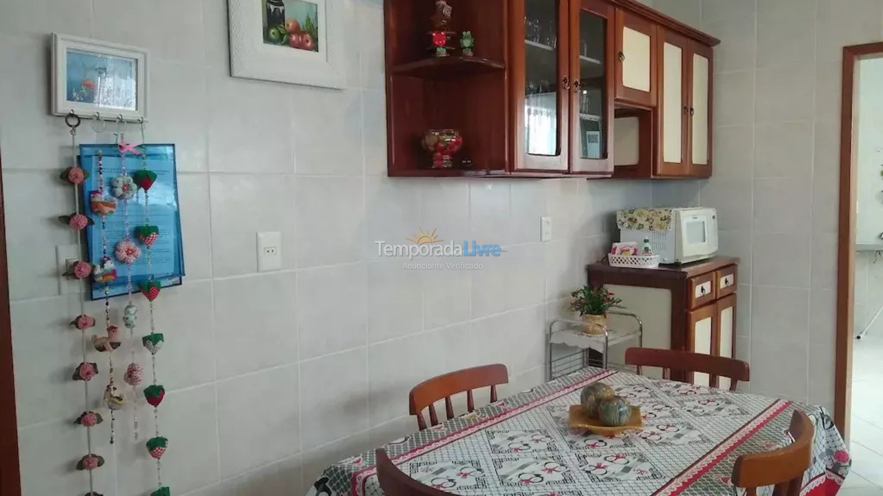 Apartamento para alquiler de vacaciones em Cabo Frio (Praia do Forte)