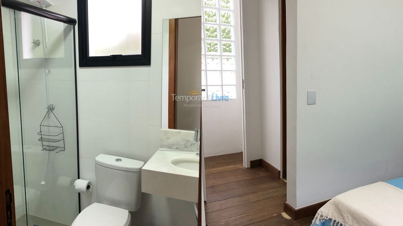 Casa para aluguel de temporada em São Sebastião (Praia da Baleia)