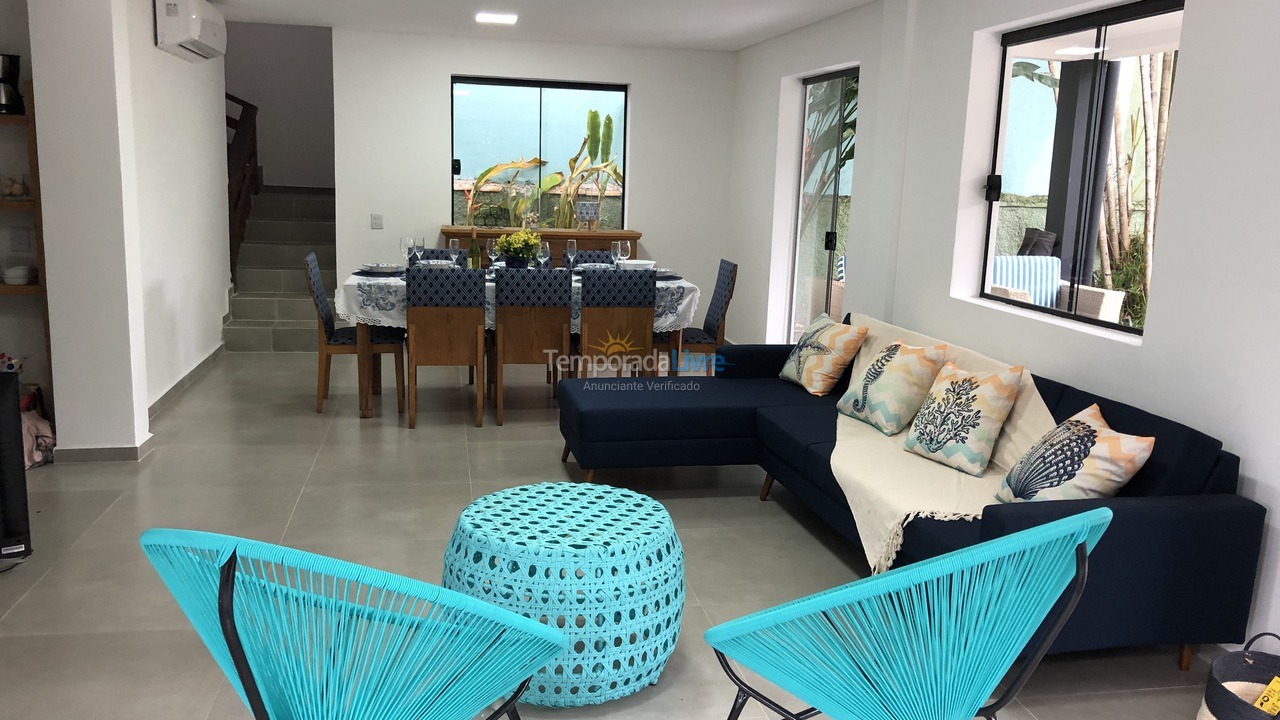 Casa para aluguel de temporada em São Sebastião (Praia da Baleia)