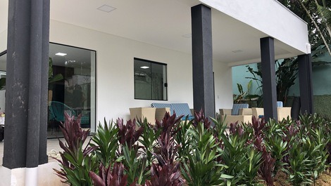 Living com paisagismo