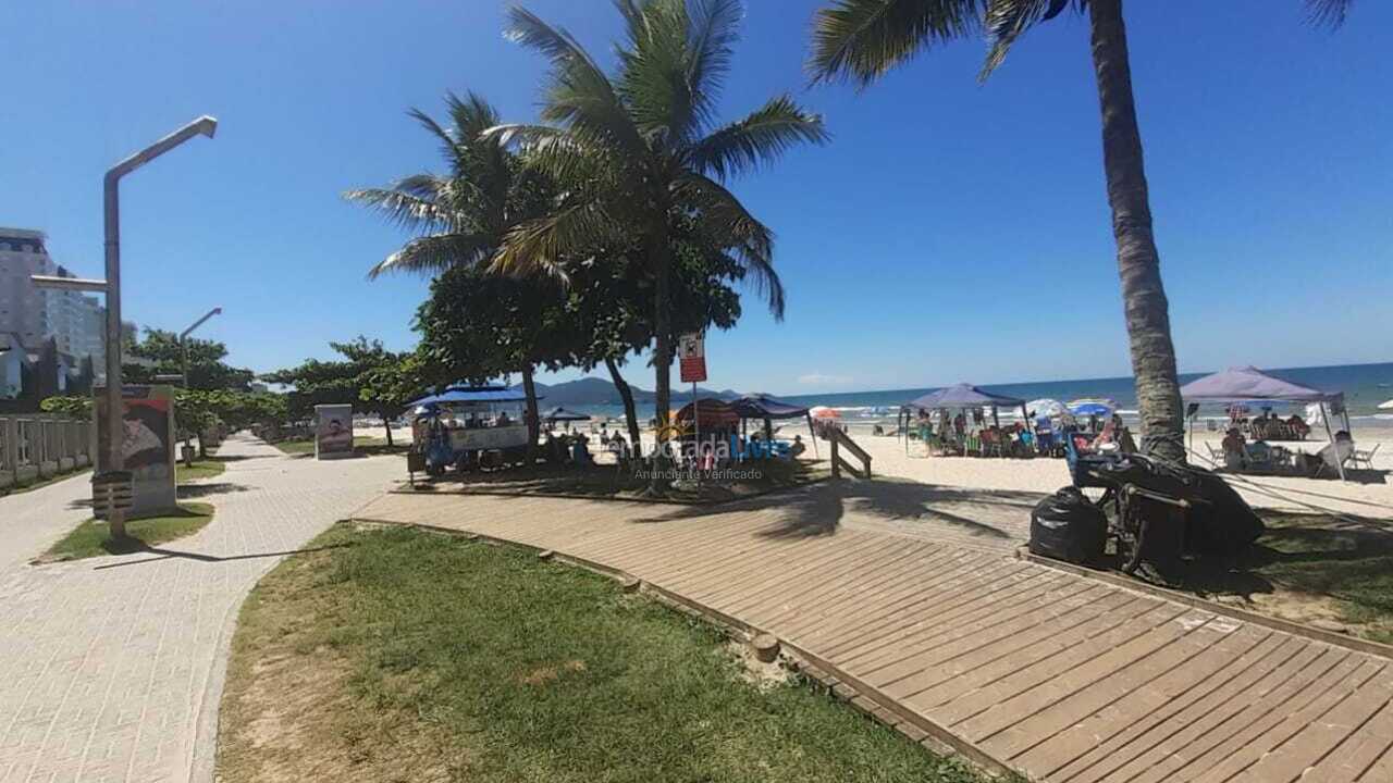 Apartamento para alquiler de vacaciones em Itapema (Meia Praia)