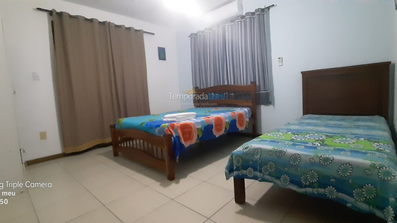 Casa para alquiler de vacaciones em Lauro de Freitas (Caji)