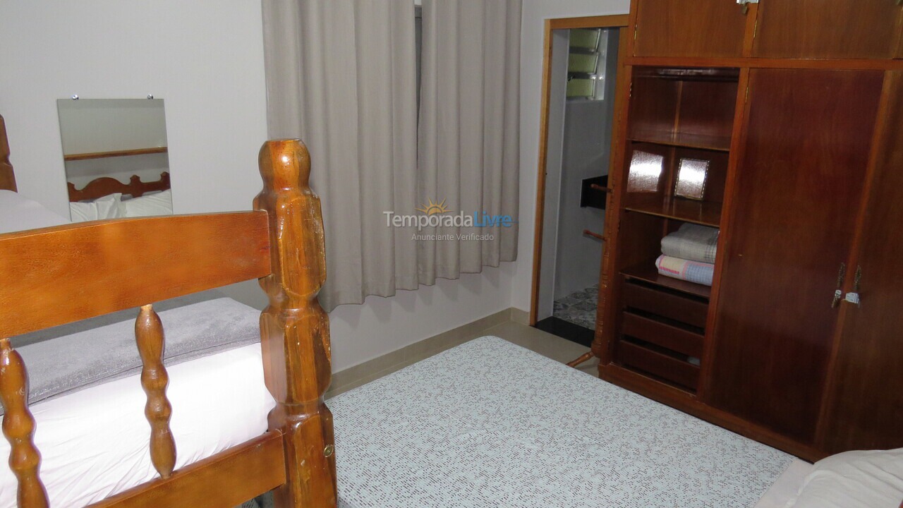 Apartamento para aluguel de temporada em Ubatuba (Praia do Tenório)