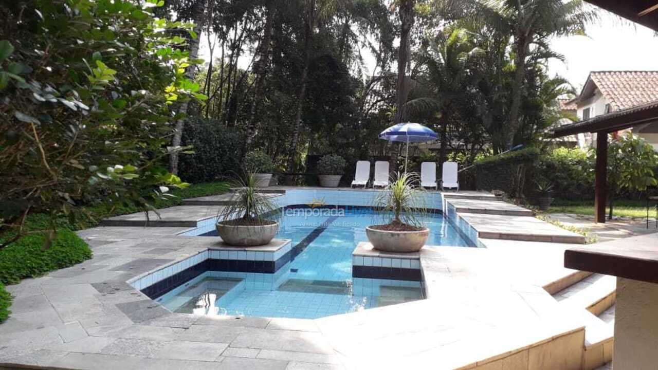 Casa para aluguel de temporada em Bertioga (Riviera de São Lourenço)