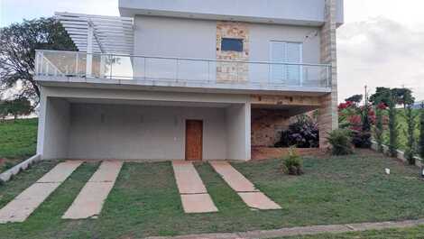 Casa para alquilar en Itaí - Riviera Santa Cristina