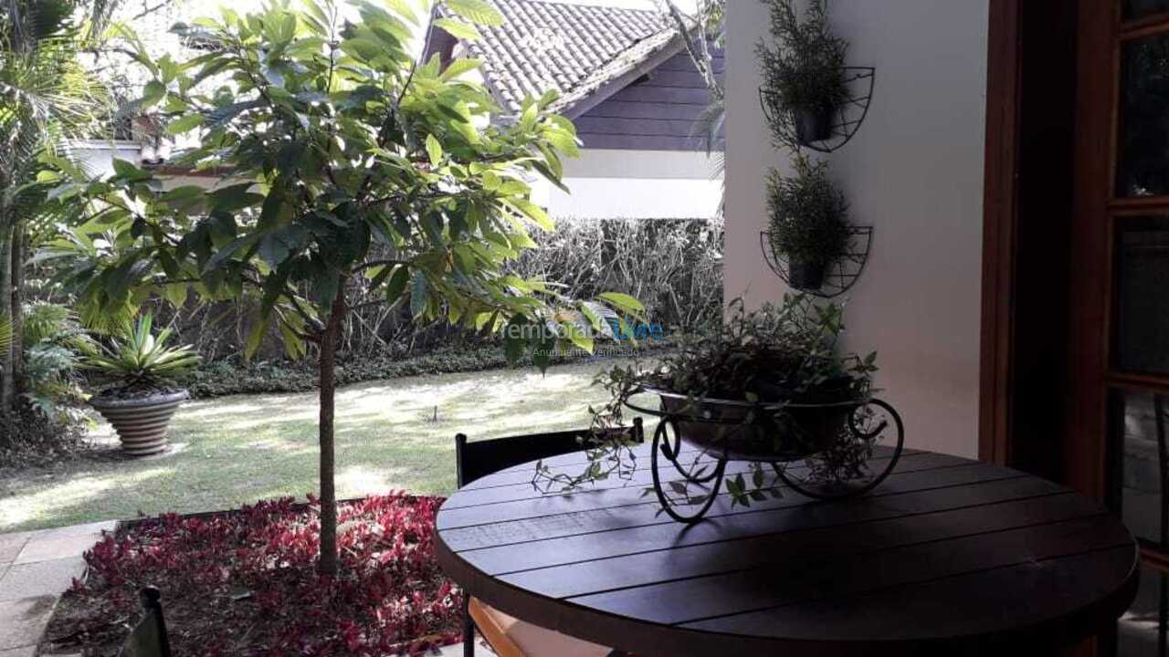 Casa para aluguel de temporada em Bertioga (Riviera de São Lourenço)